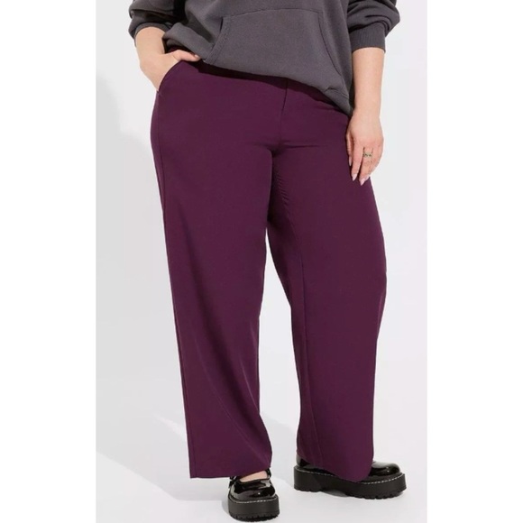 Studio by Torrid Wide Leg City Twill High Rise Pant Plum - Picture 1 of 10